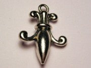 Gothic Fleur De Lis Genuine American Pewter Charm