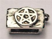 Wiccan Alter With Pentacle Genuine American Pewter Charm