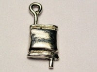 Muffler Genuine American Pewter Charm